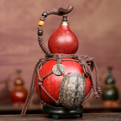 Tortoise Shell Net /Urushi-Lined Gourd Bottle Dyed with Traditional Chinese Herbal Decoction