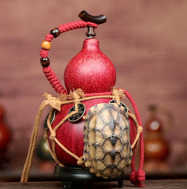 Tortoise Shell Net /Urushi-Lined Gourd Bottle Dyed with Traditional Chinese Herbal Decoction