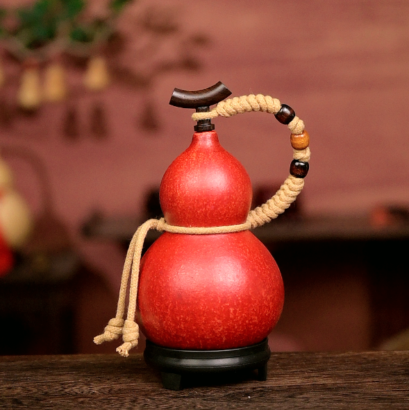 Red Approx. 250ml Urushi-Lined Gourd Bottle Dyed with Traditional Chinese Herbal Decoction