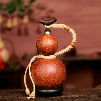 Approx. 250ml Urushi-Lined Gourd Bottle Dyed with Traditional Chinese Herbal Decoction