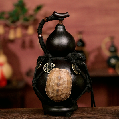 Tortoise Shell Net /Urushi-Lined Gourd Bottle Dyed with Traditional Chinese Herbal Decoction
