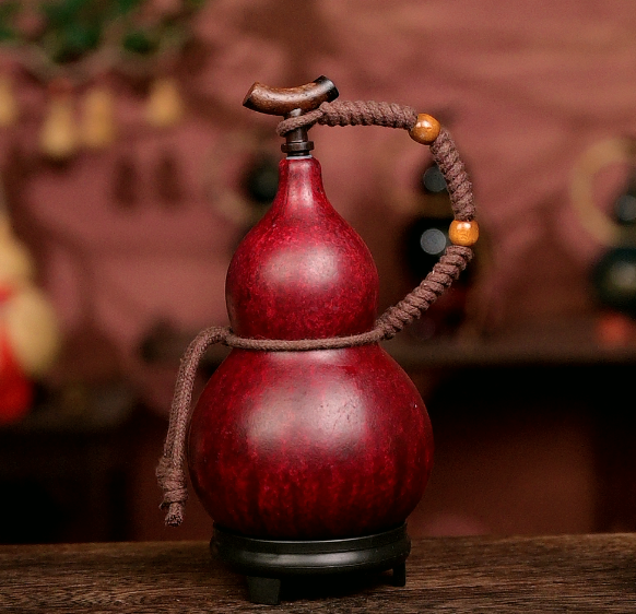 Red Approx. 250ml Urushi-Lined Gourd Bottle Dyed with Traditional Chinese Herbal Decoction