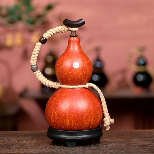 Approx. 250ml Urushi-Lined Gourd Bottle Dyed with Traditional Chinese Herbal Decoction
