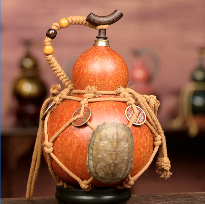 Tortoise Shell Net /Urushi-Lined Gourd Bottle Dyed with Traditional Chinese Herbal Decoction