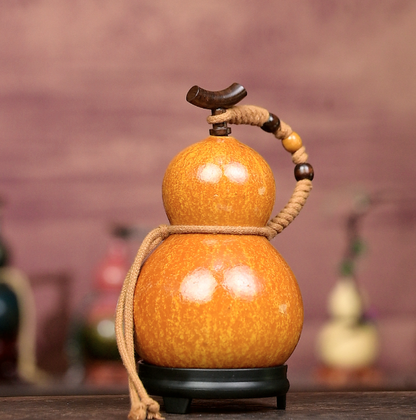 Approx. 250ml Urushi-Lined Gourd Bottle Dyed with Traditional Chinese Herbal Decoction